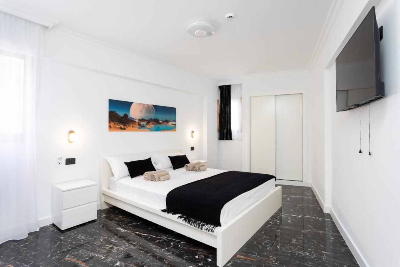 아데제 Apartamento Del Atlantico 아파트 외부 사진
